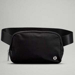 Lululemon Athletica Everywhere Belt Bag